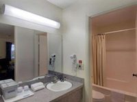 Travelodge Cape Cod West Dennis