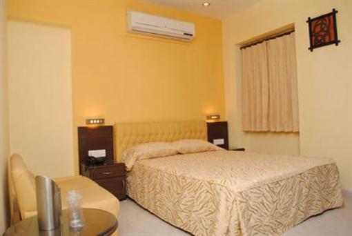 фото отеля Flavours Inn