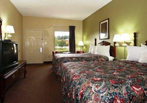 фото отеля Econo Lodge Stockbridge