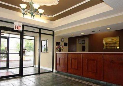 фото отеля Econo Lodge Stockbridge