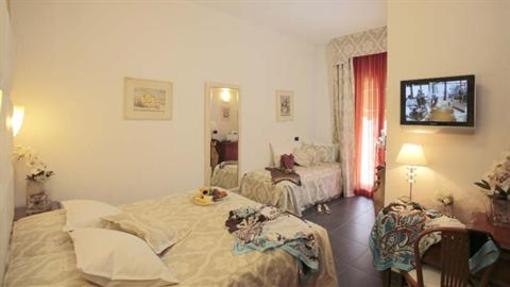 фото отеля Hotel Luna