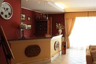 фото отеля Greta Hotel