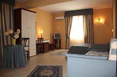 фото отеля Greta Hotel