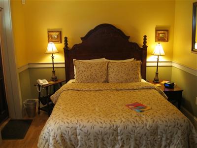 фото отеля After Eight Bed & Breakfast