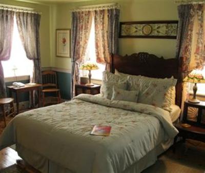 фото отеля After Eight Bed & Breakfast