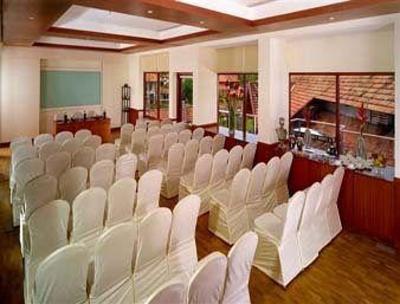 фото отеля Ramada Resort Kochi