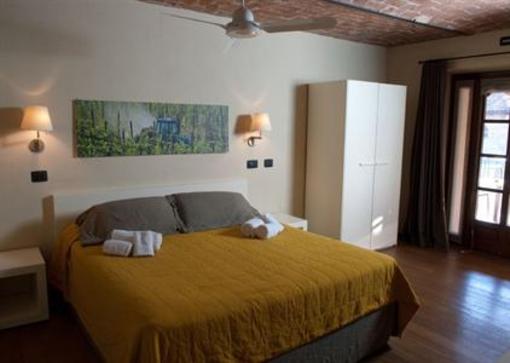 фото отеля I Tre Poggi Farm Holidays Canelli