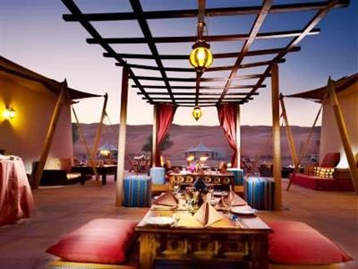 фото отеля Desert Nights Camp Hotel Sur