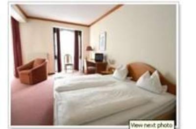 фото отеля Hotel Tannenhof Haiger