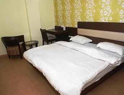 фото отеля Hotel Crown Royale