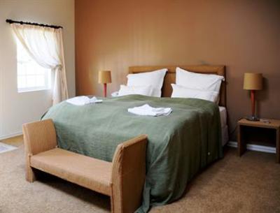 фото отеля The Beautiful West Guesthouse Somerset West