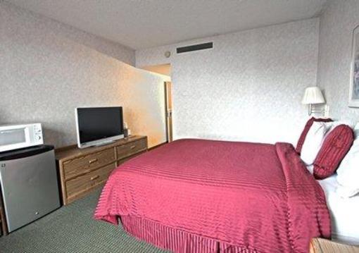 фото отеля Econo Lodge Manitowoc