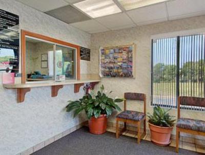 фото отеля Super 8 Motel Burlington (North Carolina)