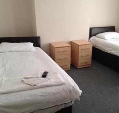 фото отеля Rye View Lodge High Wycombe