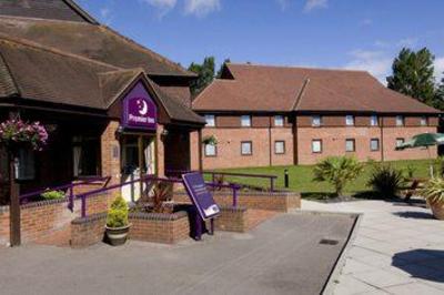 фото отеля Premier Inn Christchurch East