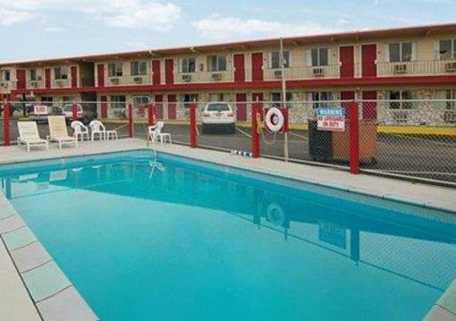 фото отеля Econo Lodge Lewiston