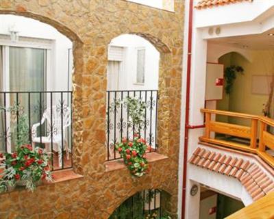 фото отеля Hostal Agusti San Carlos De La Rapita