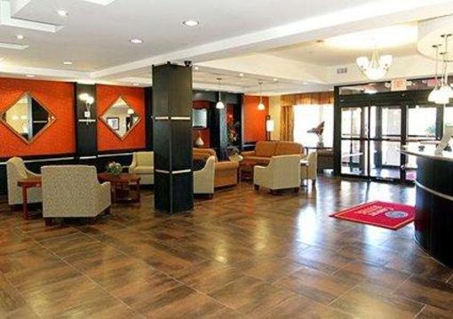 фото отеля Comfort Suites Sulphur