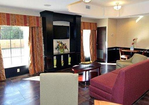 фото отеля Comfort Suites Sulphur