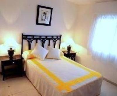 фото отеля Esmeralda Apartamentos