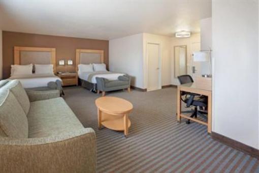 фото отеля Holiday Inn Express Monterey - Cannery Row