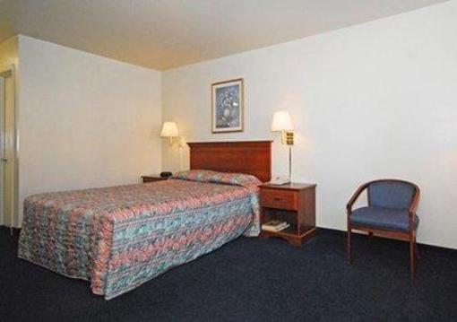 фото отеля Econo Lodge Inn & Suites Ridgecrest