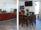 фото отеля Econo Lodge Inn & Suites Ridgecrest