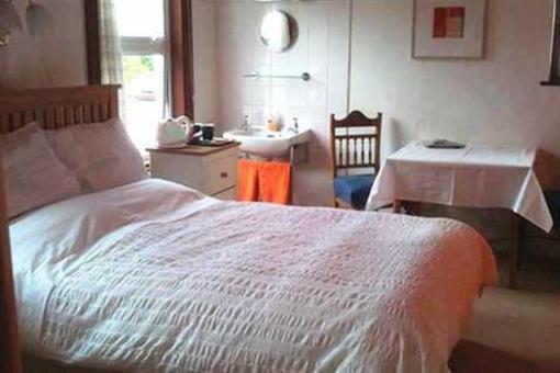 фото отеля Lyonesse Guest House