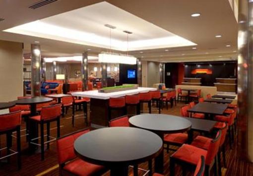 фото отеля Courtyard Santa Ana John Wayne Airport/Orange County