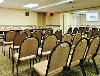 фото отеля Days Inn Lakewood Cleveland (Ohio)