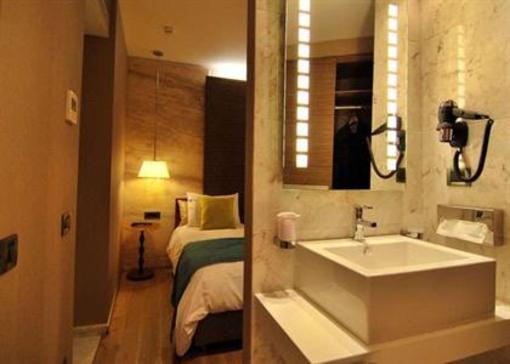 фото отеля Levadia Hotel