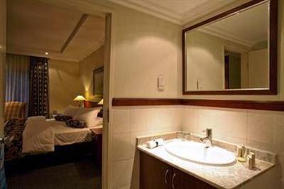 фото отеля Courtyard Hotel Sandton