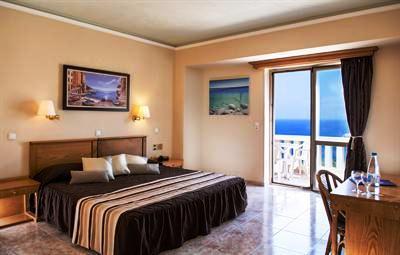 фото отеля Club Marmara Athina Palace