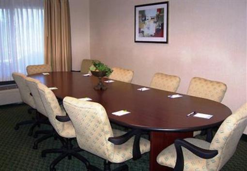 фото отеля Fairfield Inn & Suites Macon