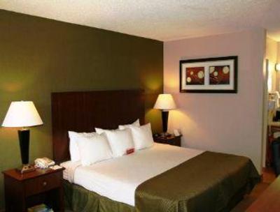 фото отеля Ramada Inn Airport Gulfport (Mississippi)