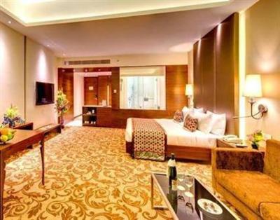 фото отеля The Pride Biznotel Hotel Pune