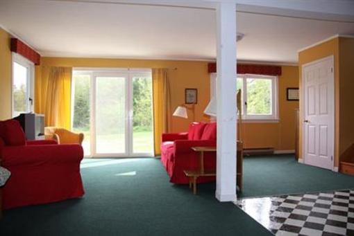 фото отеля Broadwater Inn
