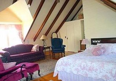 фото отеля Broadwater Inn