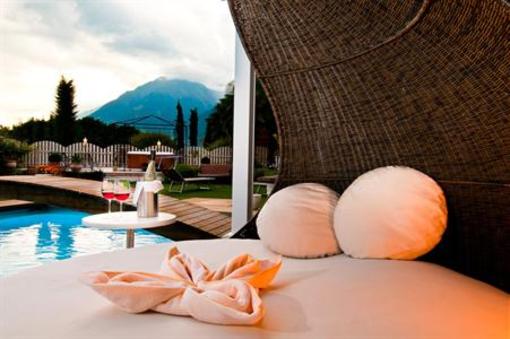 фото отеля Hotel Alpenhof Tirolo