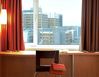фото отеля Ibis Barcelona Hotel Sta. Coloma