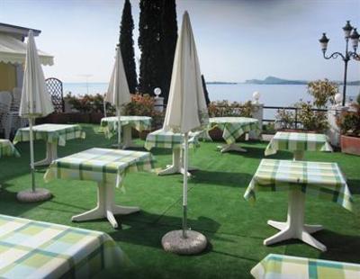 фото отеля Hotel Saturnia Gardone Riviera