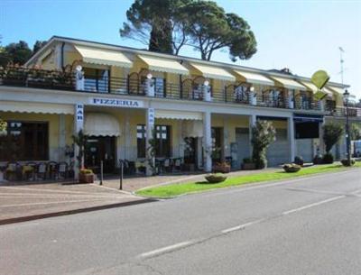 фото отеля Hotel Saturnia Gardone Riviera