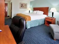 Holiday Inn Express Hotel & Suites Lake Okeechobee