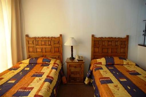 фото отеля Suites Internacional Guadalajara
