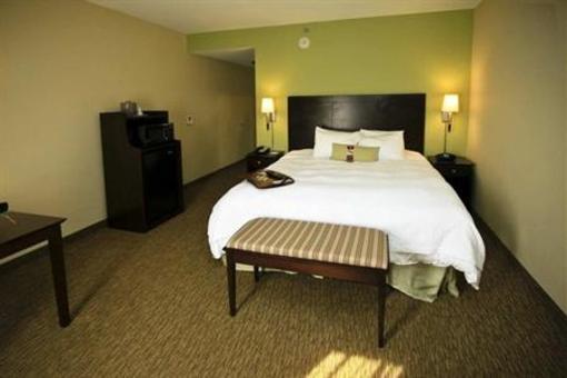 фото отеля Hampton Inn Crossville
