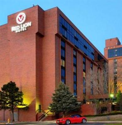 фото отеля Red Lion Hotel Denver Southeast