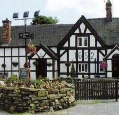 фото отеля The White Lion Hotel Weston Crewe