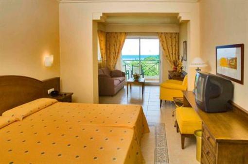фото отеля Hipotel Barrosa Garden