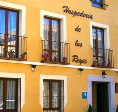 фото отеля Apartamentos Turisticos Casas de los Reyes