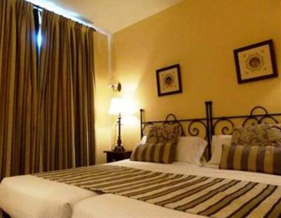 фото отеля Apartamentos Turisticos Casas de los Reyes